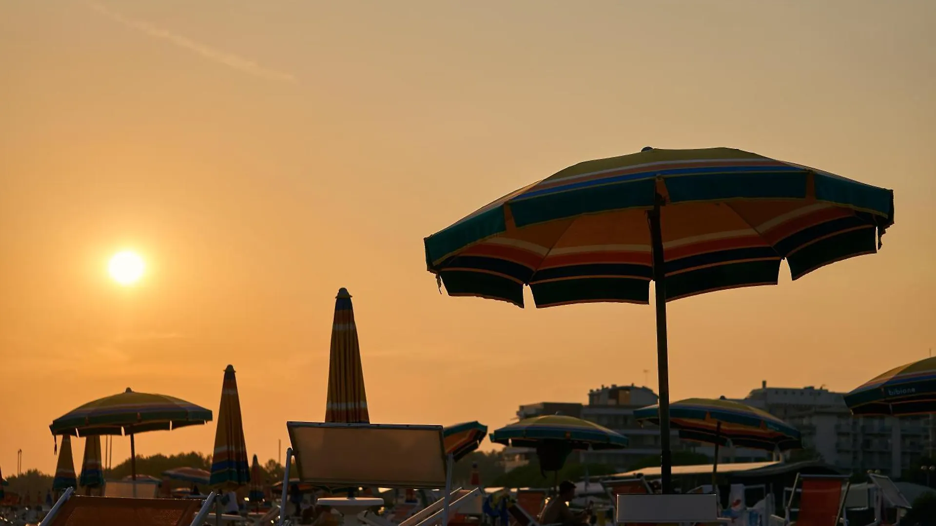 Comfortable Flat With Terrace 100M From The Beach Bibione Apartment